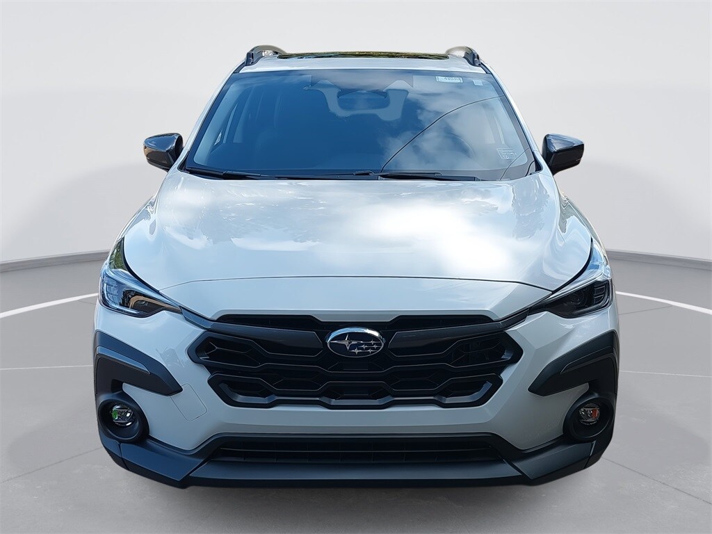 2025 Subaru Crosstrek Limited photo 2