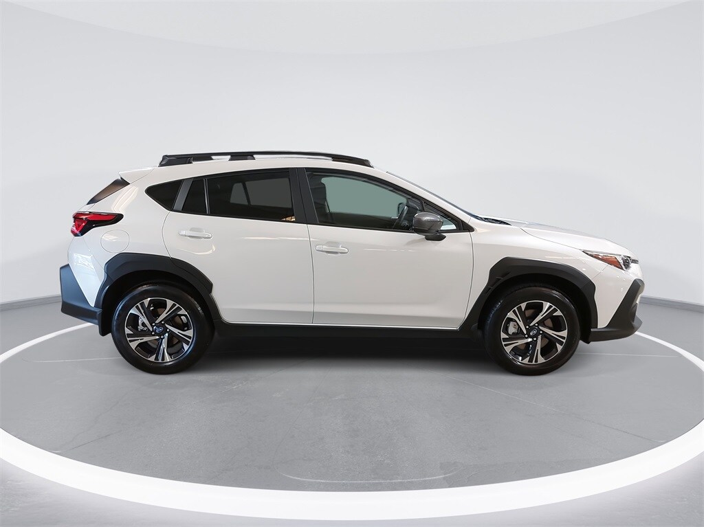 2025 Subaru Crosstrek Premium photo 3