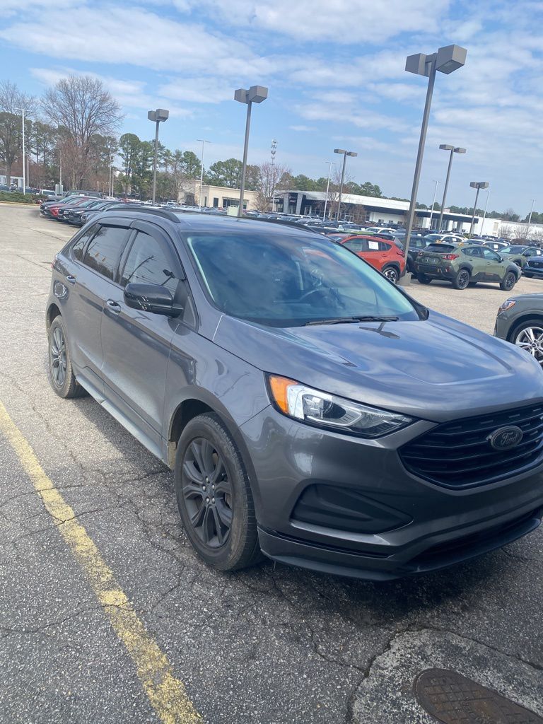 2022 Ford Edge SE