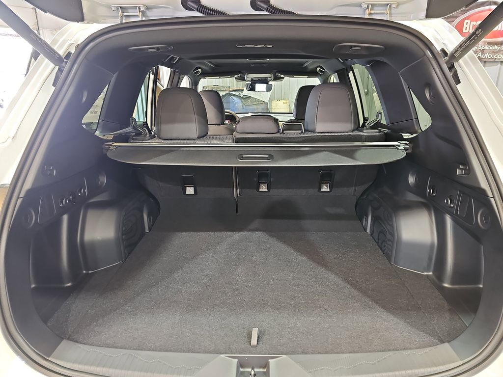 2026 Subaru Forester Premium - Photo 12
