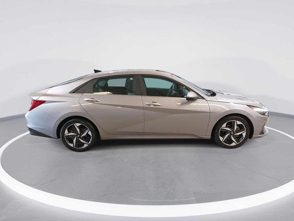 Used 2023 Hyundai Elantra Limited Sedan