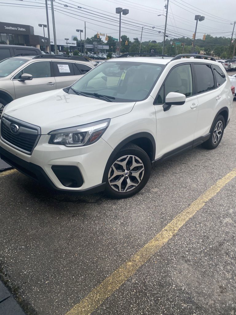 2020 Subaru Forester Premium's photo