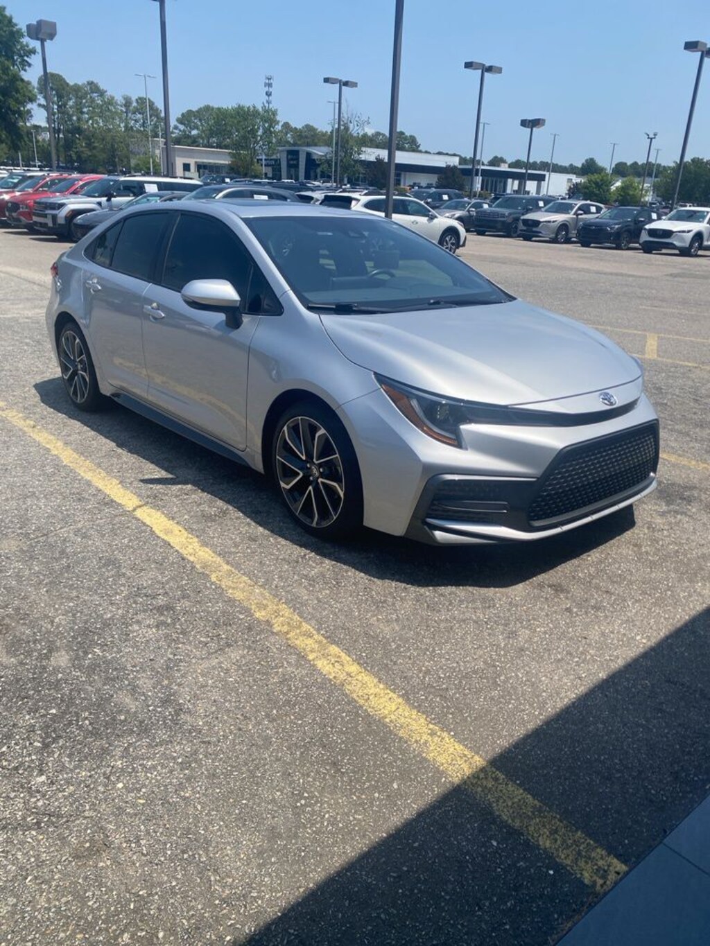Used 2020 Toyota Corolla SE Sedan