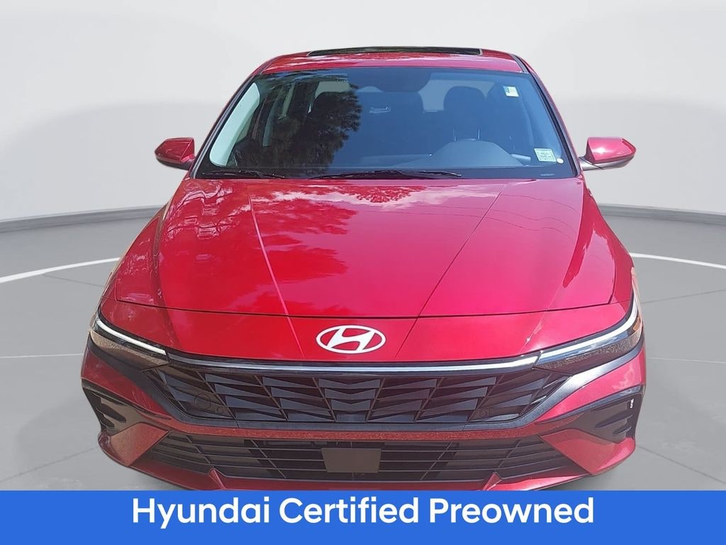 Used 2025 Hyundai Elantra SEL Convenience Sedan