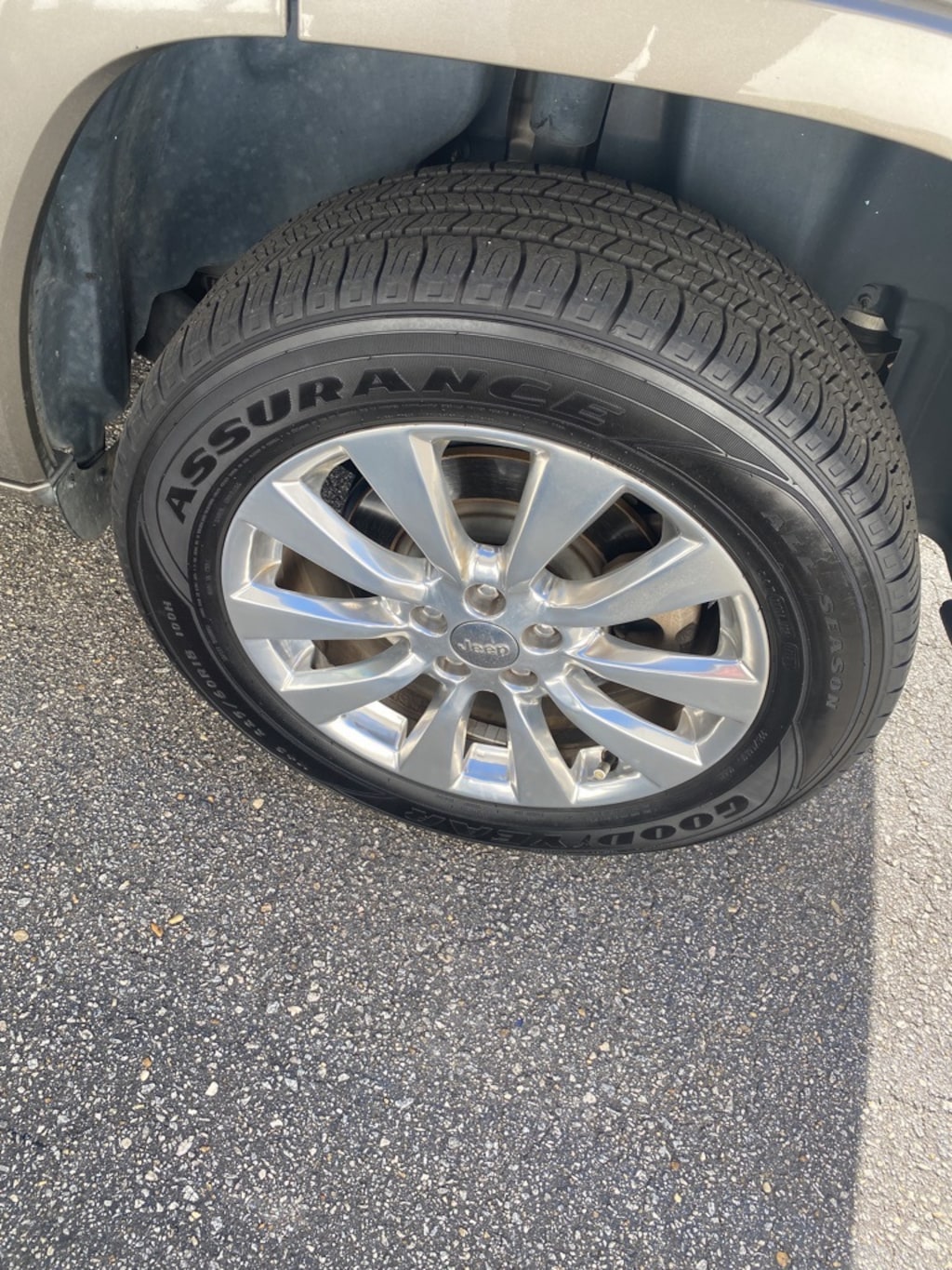 Used 2016 Jeep Cherokee Overland SUV