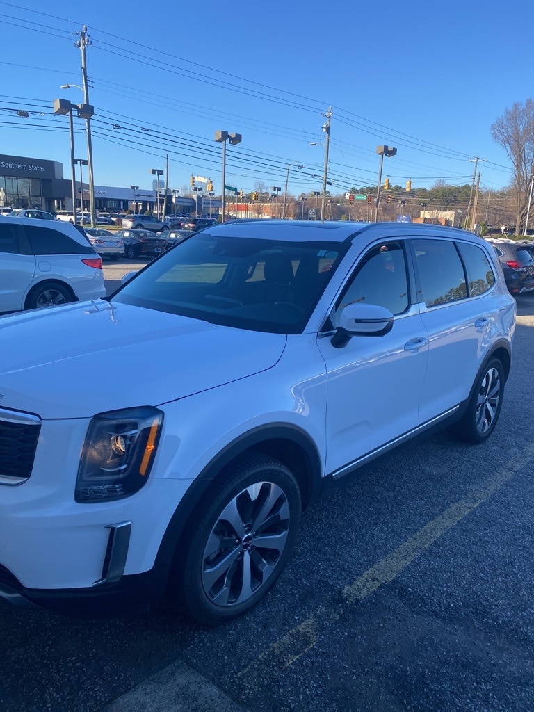 2022 Kia Telluride S's photo