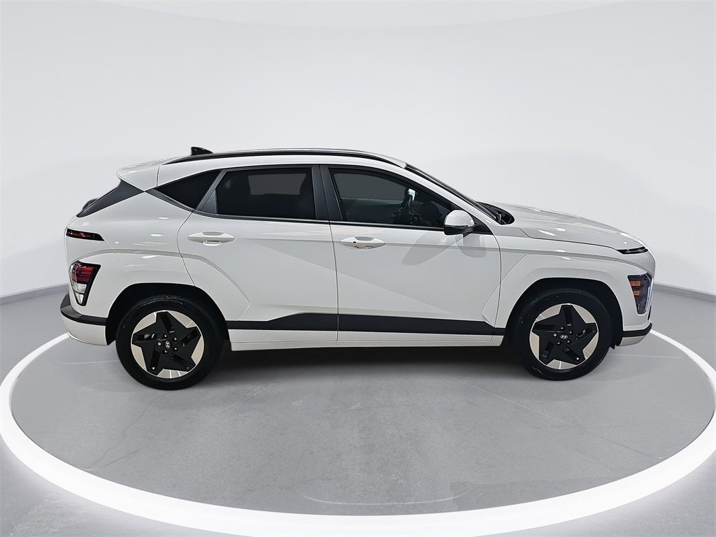 Used 2025 Hyundai Kona Electric SEL SUV