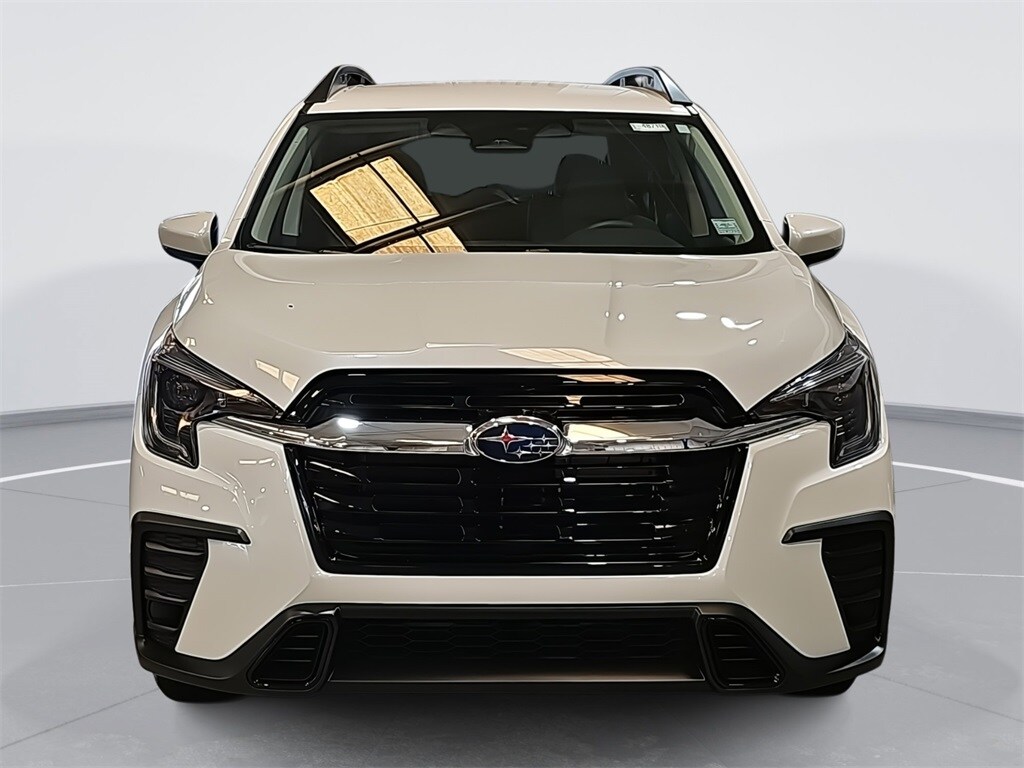 2025 Subaru Ascent Premium photo 2