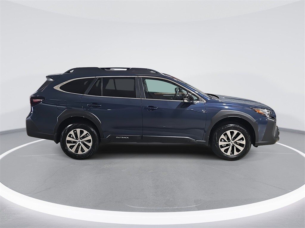 2025 Subaru Outback Premium photo 4