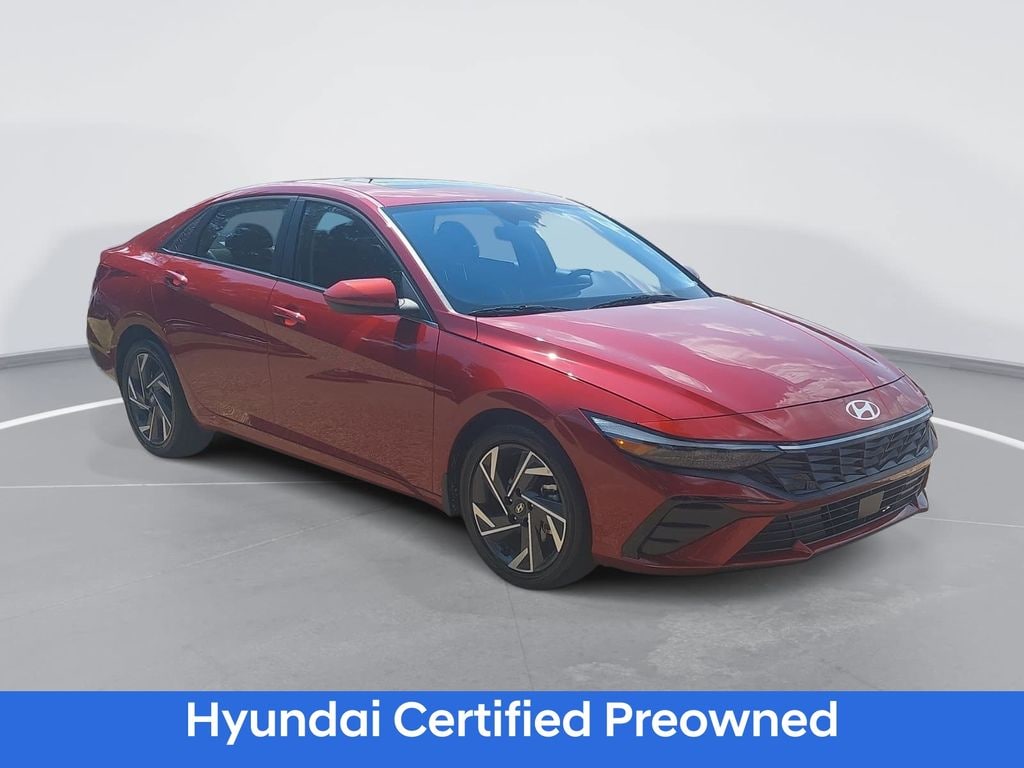 Used 2025 Hyundai Elantra SEL Convenience Sedan