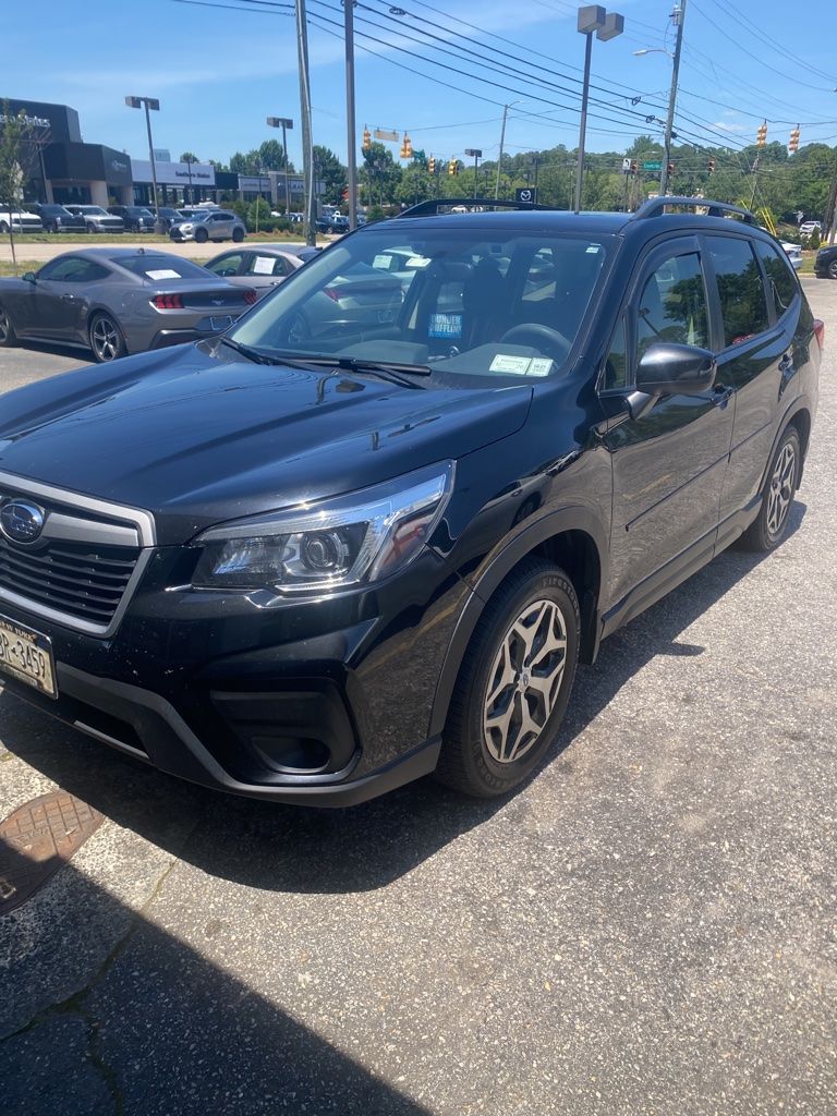 2019 Subaru Forester Premium's photo