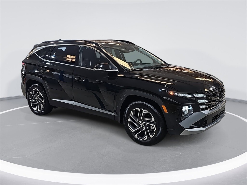 New 2025 Hyundai Tucson Hybrid Limited SUV