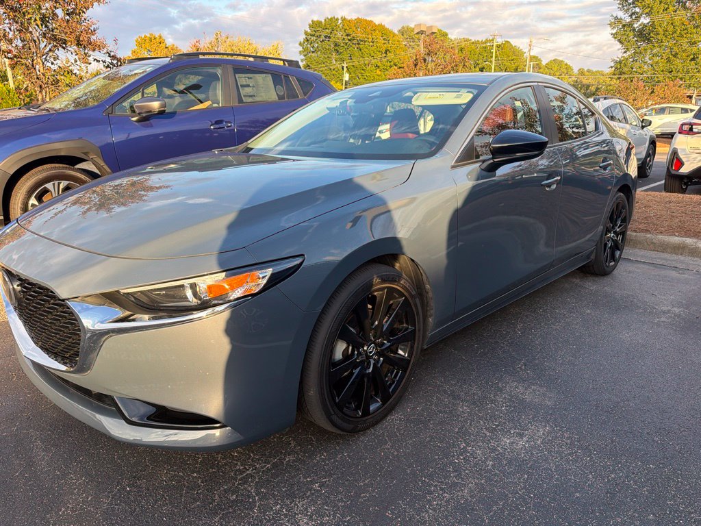  Mazda Mazda3