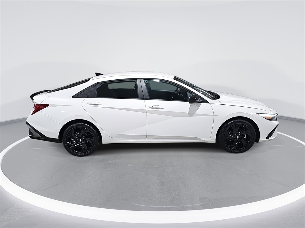 New 2026 Hyundai Elantra Hybrid SEL Sport Sedan