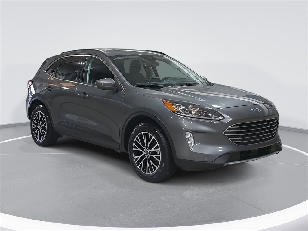 2022 Ford Escape Plug-In Hybrid Titanium photo 3