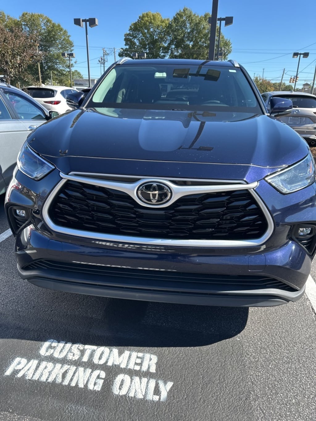 Used 2022 Toyota Highlander XLE SUV