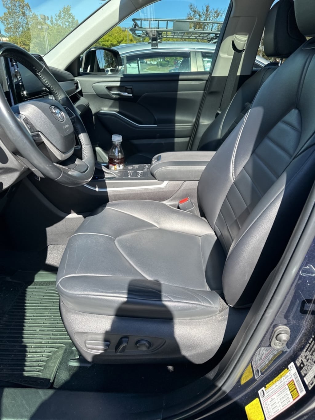 Used 2022 Toyota Highlander XLE SUV