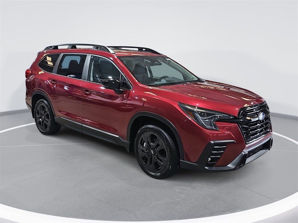 2025 Subaru Ascent Onyx Edition Touring photo 3