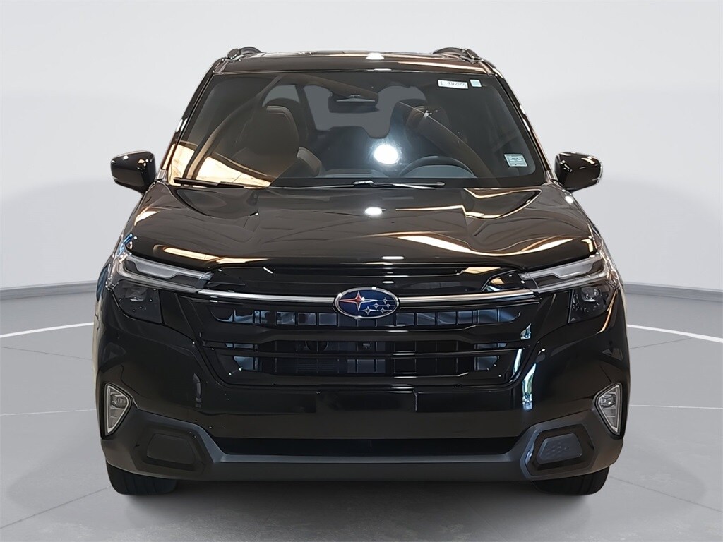 2025 Subaru Forester Touring photo 2