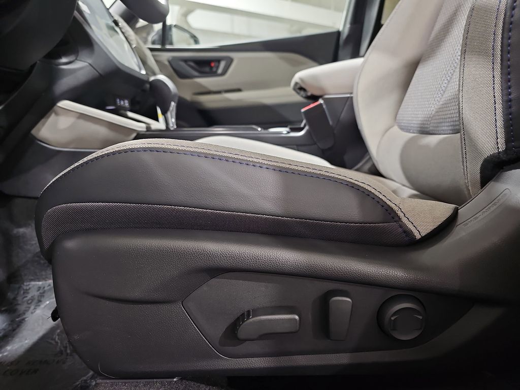 2026 Subaru Forester Premium - Photo 28
