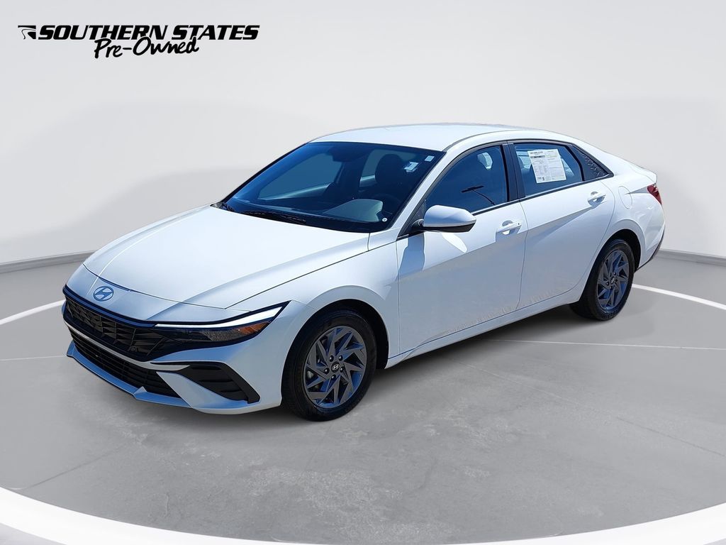 2025 Hyundai Elantra Blue