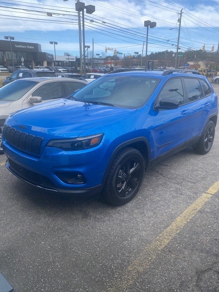 2023 Jeep Cherokee Altitude Lux