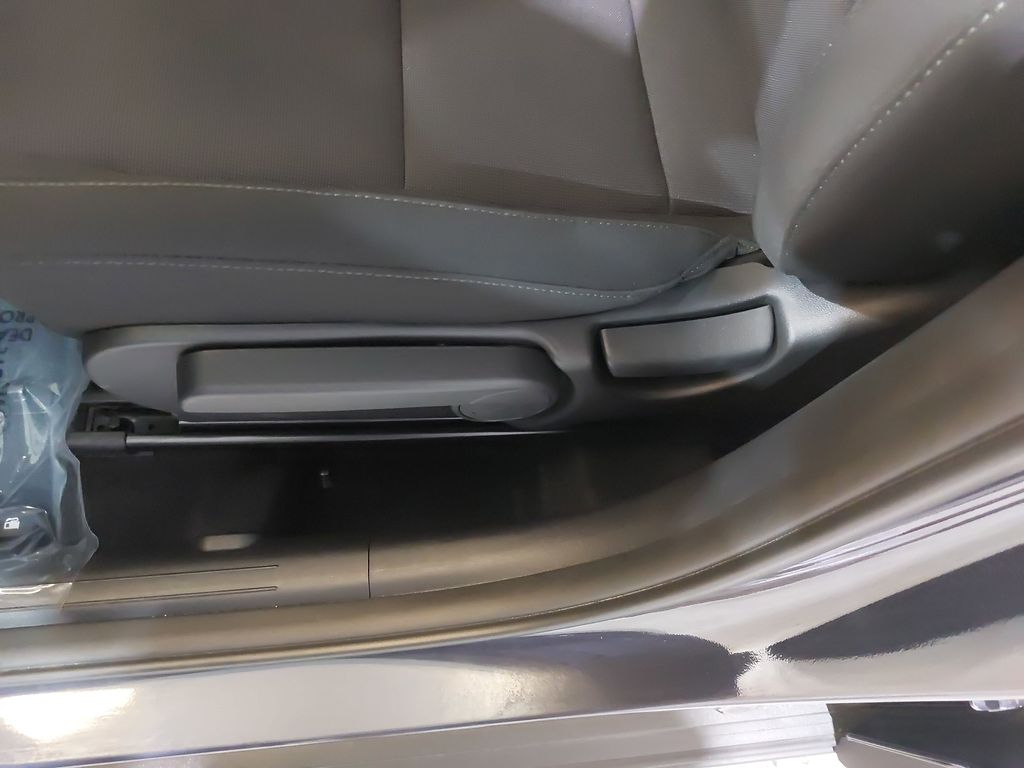 2026 Hyundai Kona SE - Photo 29
