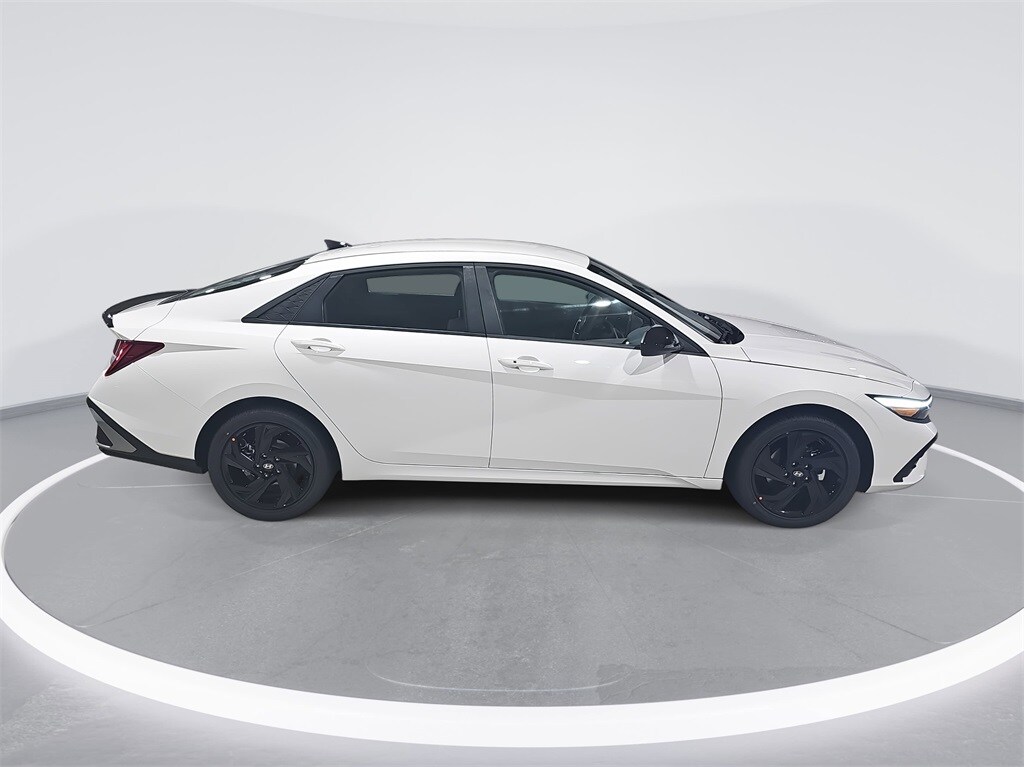 New 2026 Hyundai Elantra Hybrid SEL Sport Sedan