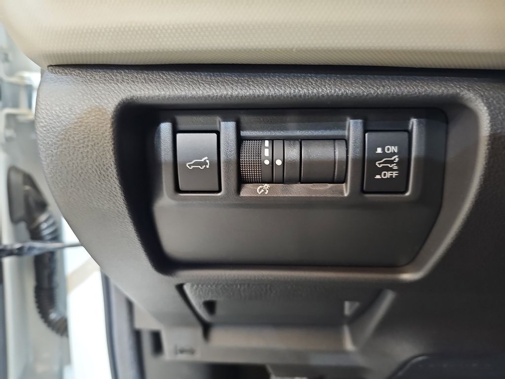 2026 Subaru Forester Premium - Photo 24