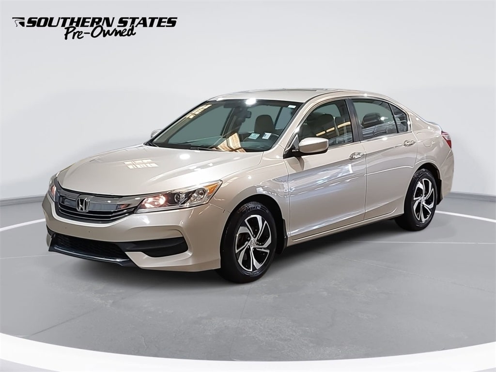 2017 Honda Accord LX's photo