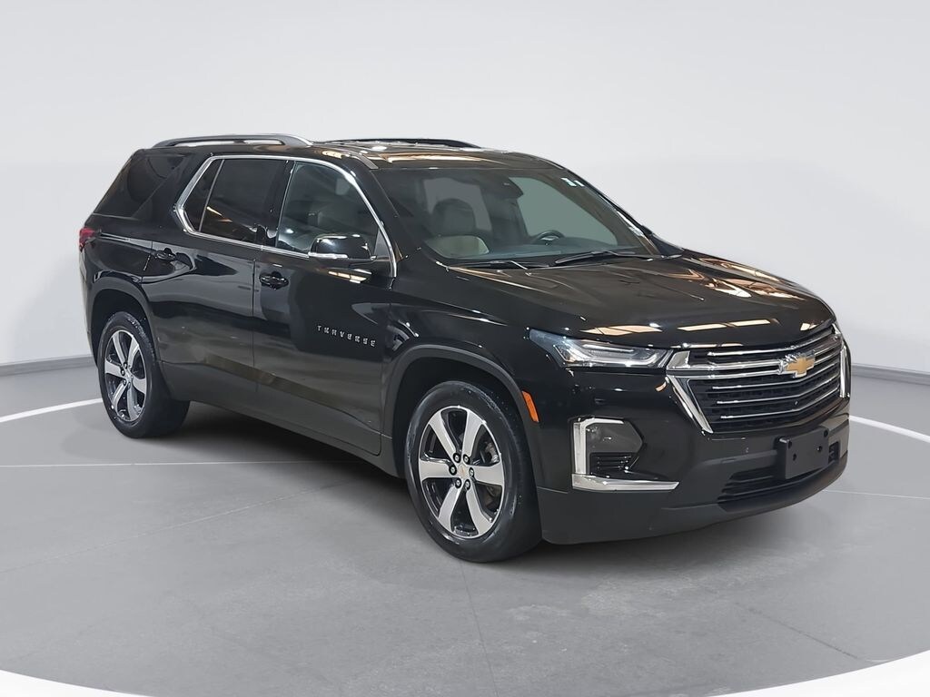 Used 2022 Chevrolet Traverse LT Leather SUV
