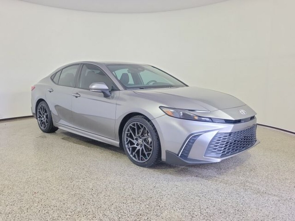 Used 2025 Toyota Camry SE Sedan
