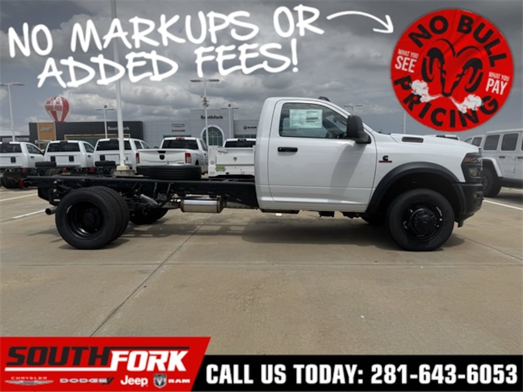 New 2025 Ram 5500 Chassis Cab 5500 TRADESMAN CHASSIS REGULAR CAB 4X4 84' CA Pickup