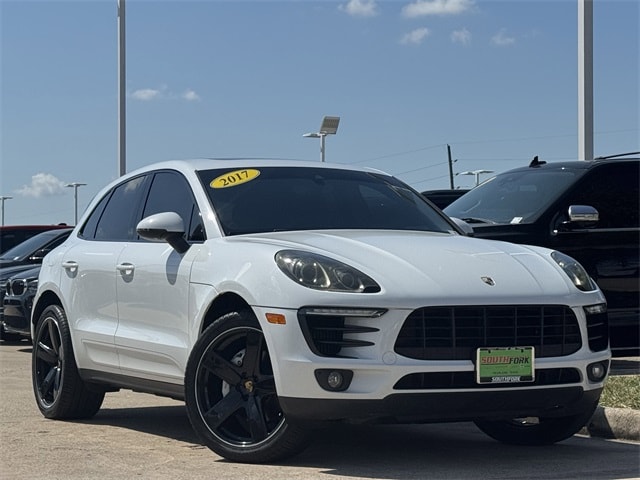 Used 2017 Porsche Macan S with VIN WP1AB2A53HLB13258 for sale in Manvel, TX