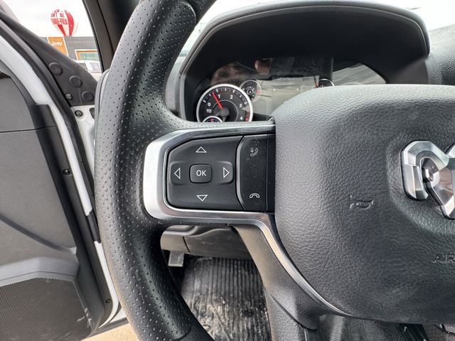 2025 RAM 3500 Chassis Tradesman - Photo 9