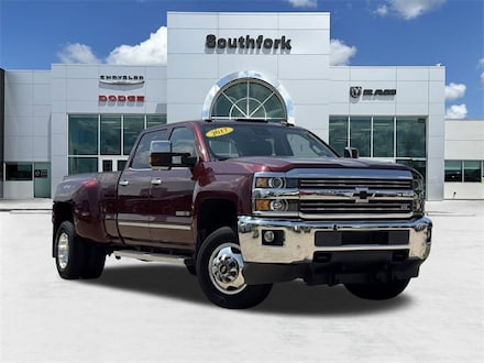 2017 Chevrolet Silverado 3500HD LTZ Truck