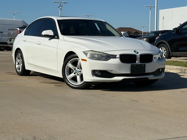 Used 2014 BMW 3 Series 320i with VIN WBA3B1G53ENN90572 for sale in Manvel, TX