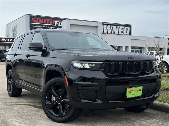 Used 2023 Jeep Grand Cherokee L Altitude with VIN 1C4RJKAG9P8894281 for sale in Manvel, TX