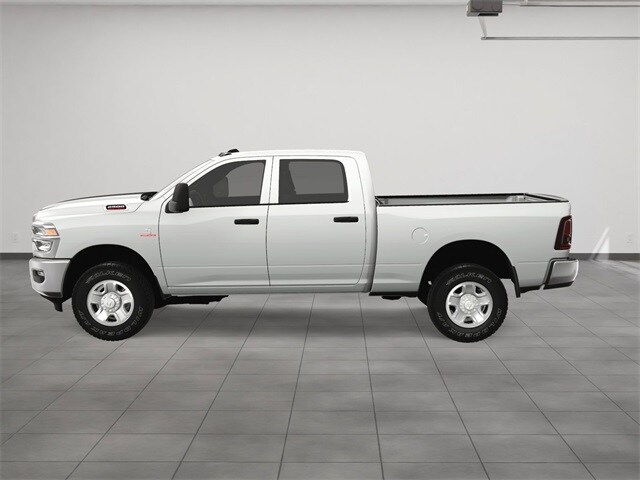 2025 Ram 2500 Tradesman photo 3