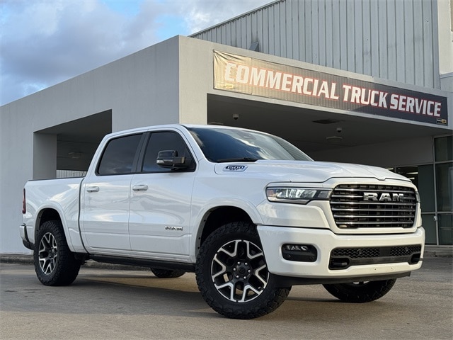 2025 RAM Ram 1500 Pickup Laramie's photo