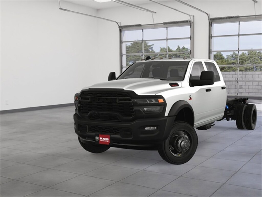 New 2025 Ram 5500 Chassis Cab 5500 TRADESMAN CHASSIS CREW CAB 4X4 84' CA Pickup