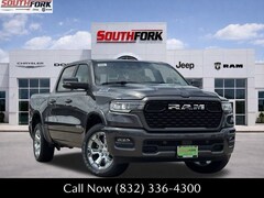 2026 Ram 1500 BIG HORN CREW CAB 4X2 5'7 BOX Pickup