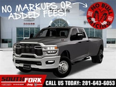 2026 Ram 3500 TRADESMAN CREW CAB 4X4 8' BOX Pickup Houston