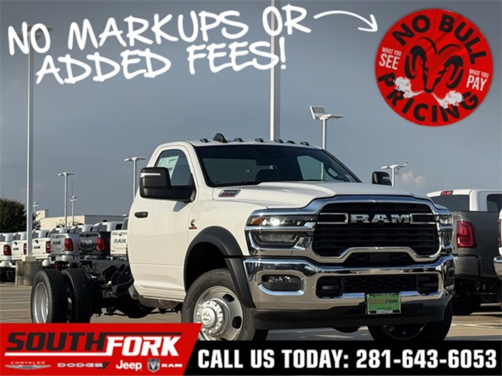 New 2025 Ram 5500 Chassis Cab 5500 TRADESMAN CHASSIS REGULAR CAB 4X4 84' CA Pickup