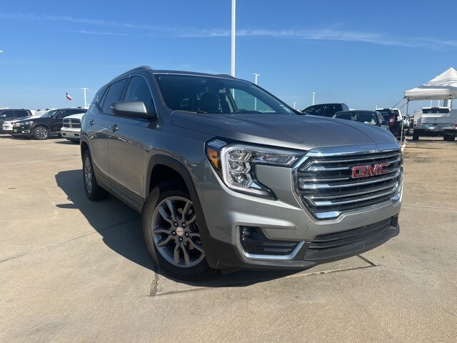 Used 2024 GMC Terrain SLT with VIN 3GKALVEG1RL174680 for sale in Manvel, TX