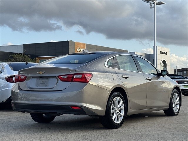 2023 Chevrolet Malibu 1LT photo 4