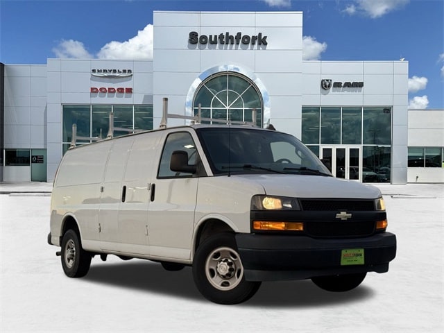 2018 Chevrolet Express Cargo Work Van's photo