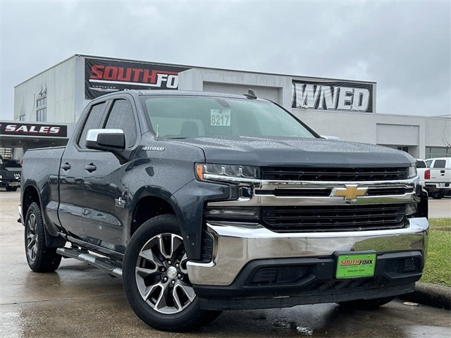 Used 2019 Chevrolet Silverado 1500 LT with VIN 1GCRWCEK4KZ326822 for sale in Manvel, TX