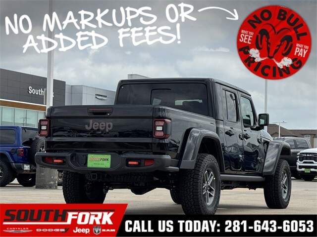 2025 Jeep Gladiator Mojave photo 3