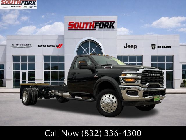 2025 RAM Ram 5500 Chassis Cab Tradesman's photo